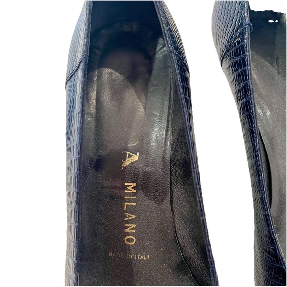 PRADA VINTAGE Genuine Lizard Size 38 Navy Blue Pumps - Picture 8 of 11